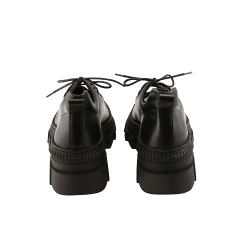 women court shoes