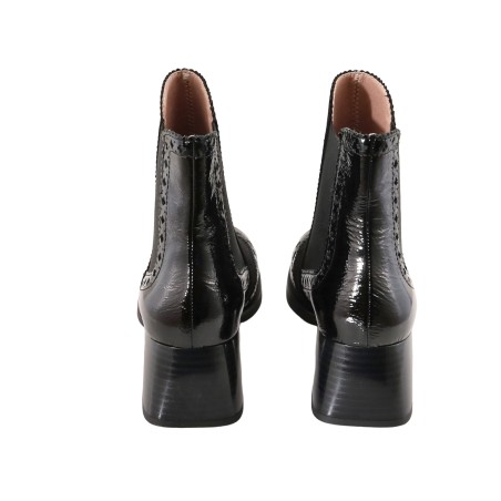 women leisure shoes