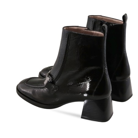 women leisure shoes