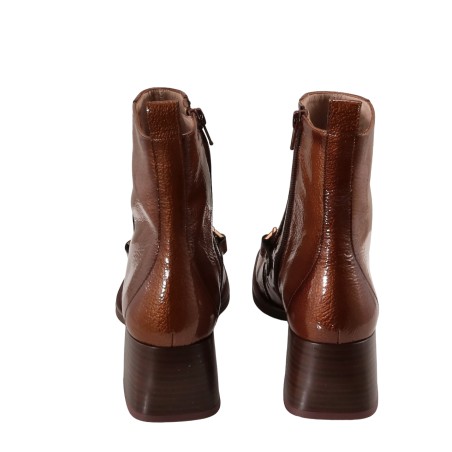 women leisure shoes