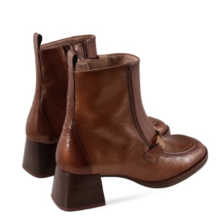 women leisure shoes