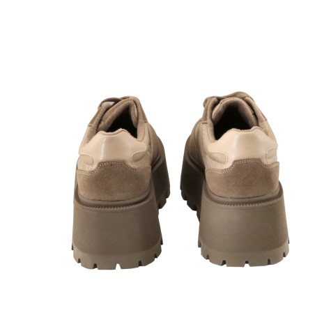 women court shoes