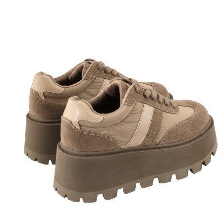 women court shoes