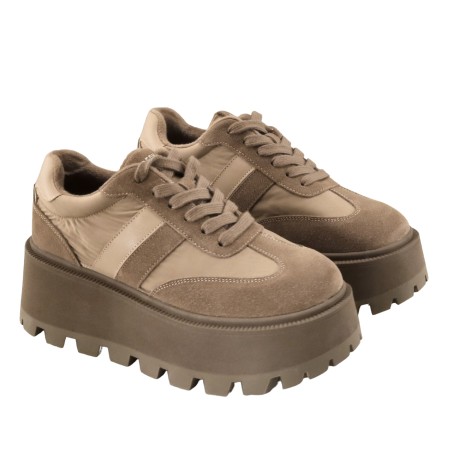 women court shoes