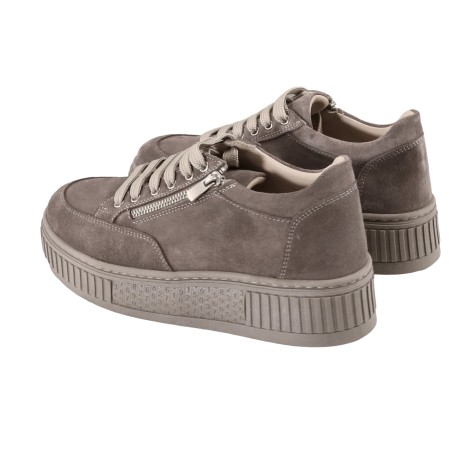 women court shoes