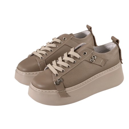 women court shoes