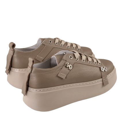 women court shoes