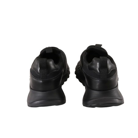 women court shoes