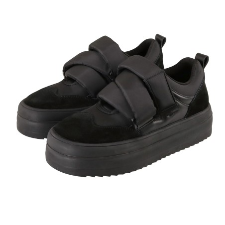 women court shoes