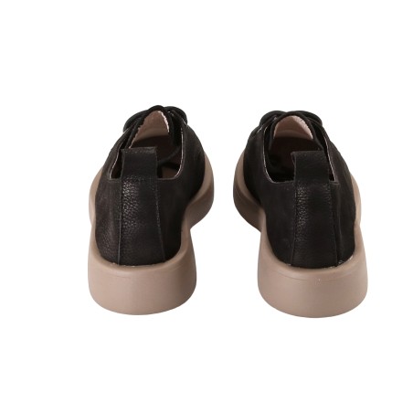 women court shoes