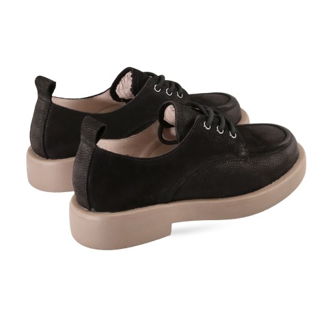 women court shoes