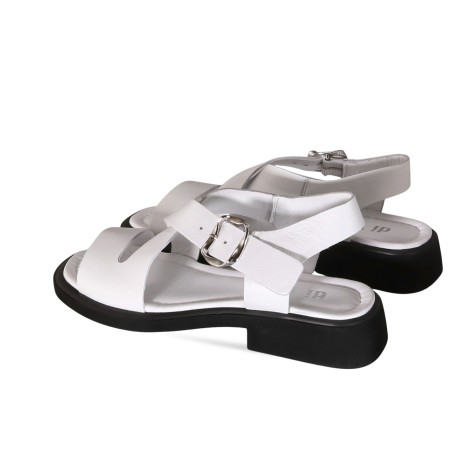 Women sandals