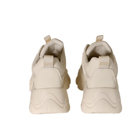 women court shoes