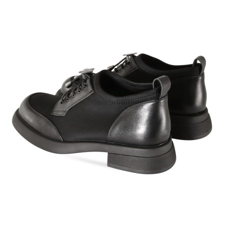 women court shoes