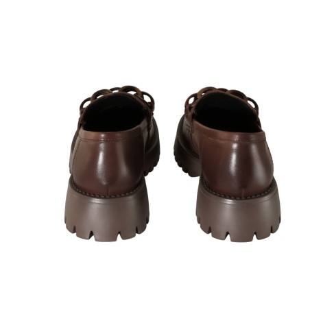 women court shoes