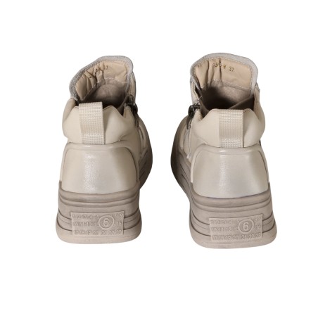 women leisure shoes