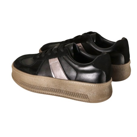 women court shoes