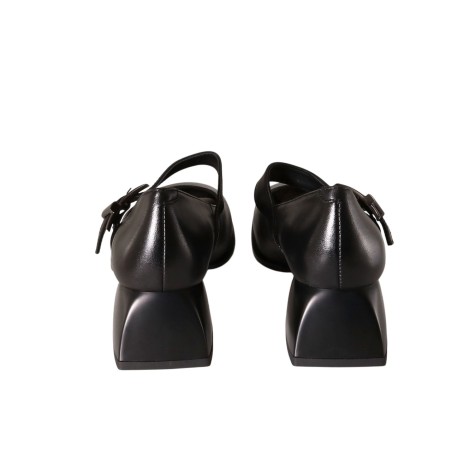 women court shoes