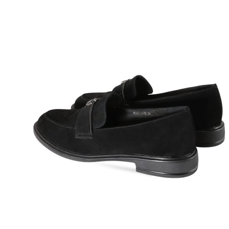 women court shoes