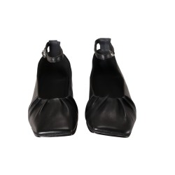 women court shoes
