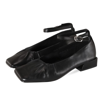 women court shoes