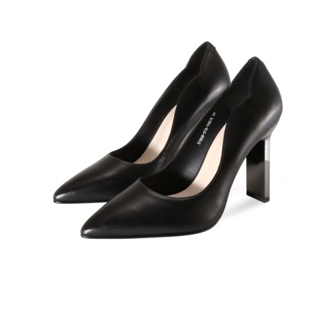 women court shoes