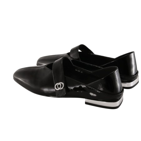 women court shoes