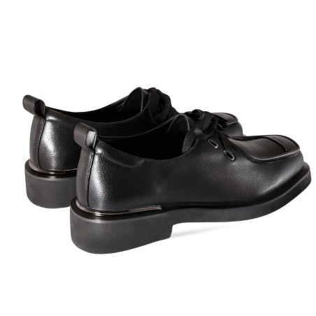 women court shoes
