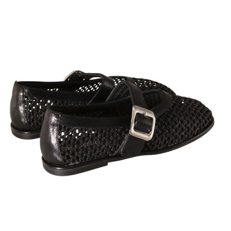 women leisure shoes