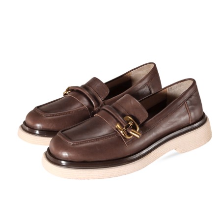 women court shoes