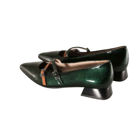 women court shoes