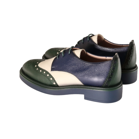 women court shoes