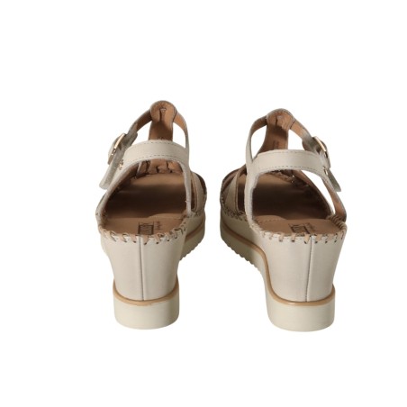 Women sandals