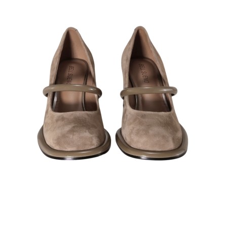 women court shoes
