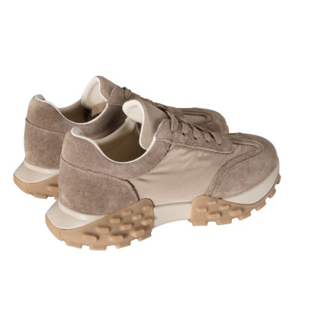 women court shoes