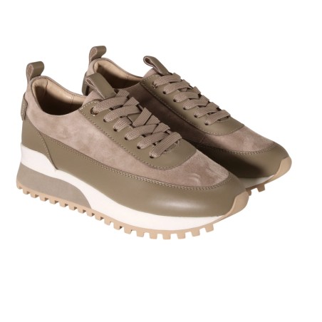 women court shoes