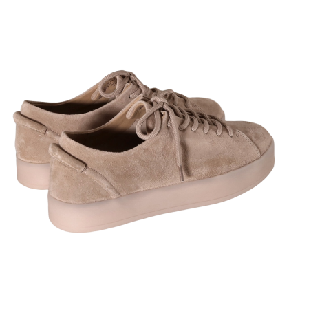 women court shoes