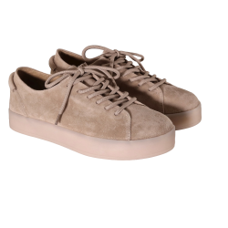 women court shoes