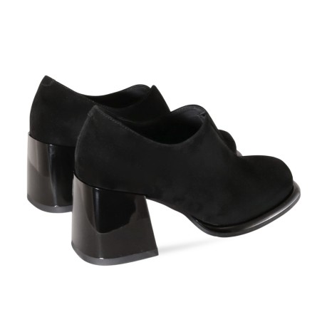 women court shoes