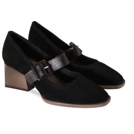 women court shoes