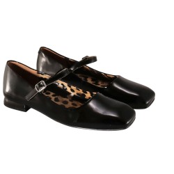women court shoes