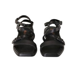 Women sandals