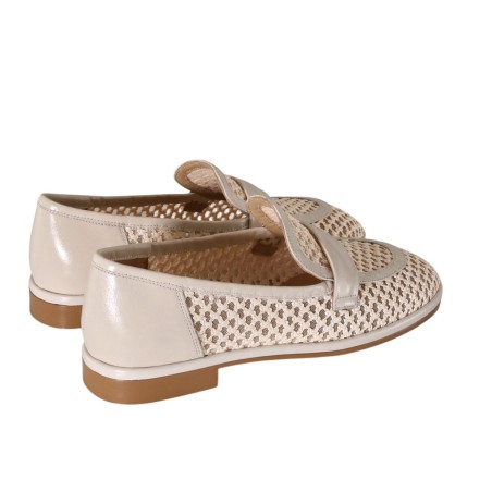 women leisure shoes