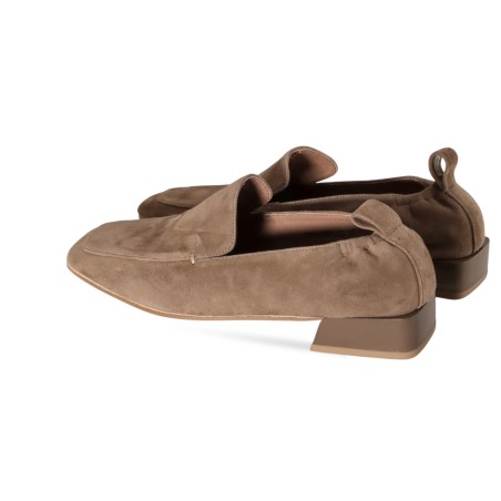 women court shoes