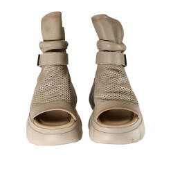 women court shoes