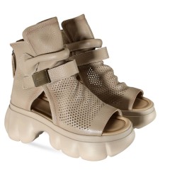 women court shoes