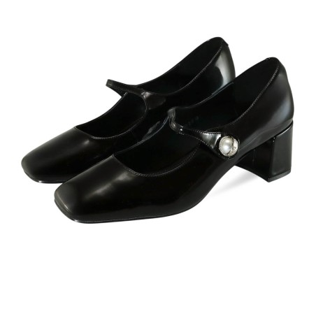 women court shoes