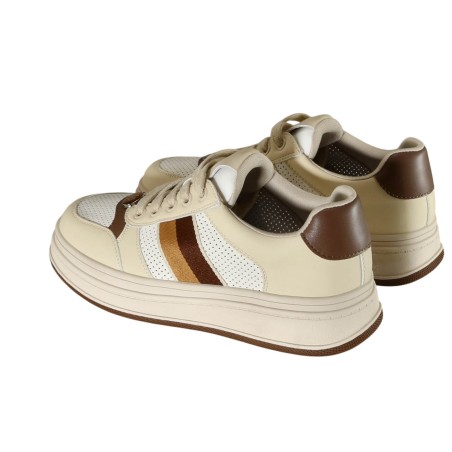 women court shoes