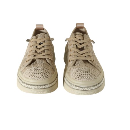 women leisure shoes