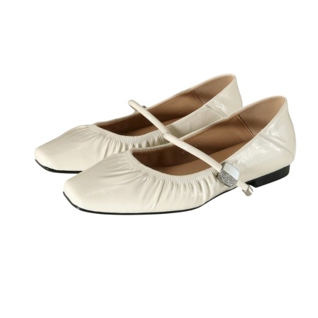 women court shoes